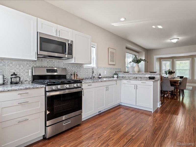 4498 Fischer Street, Detroit, MI 48214 — Photo 13