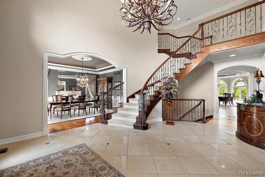 4650 Gatehouse Court, Rochester, MI 48306 — Photo 17