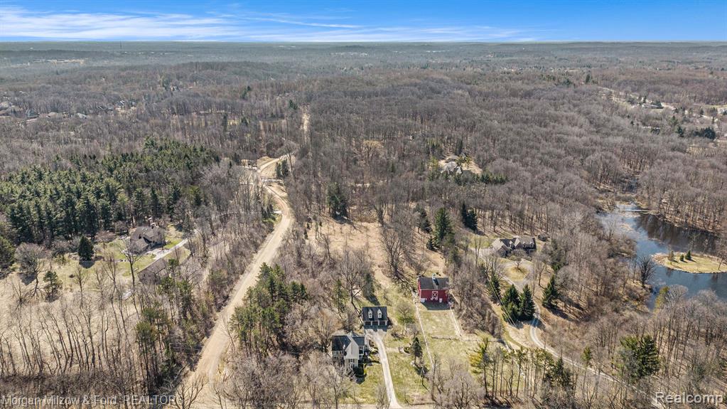 9662 Hadley Road, Clarkston, MI 48348 — Photo 40