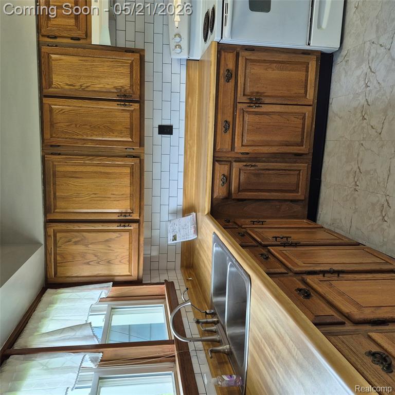 8251 Beers Road, Swartz Creek, MI 48473 — Photo 12