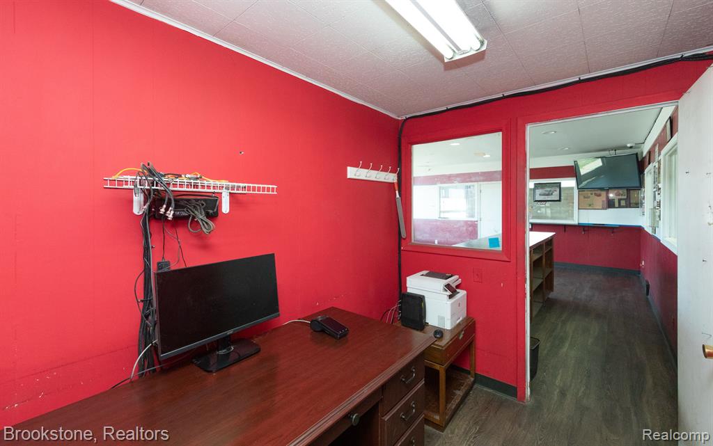 700 CESAR E CHAVEZ Avenue, Pontiac, MI 48340 — Photo 13