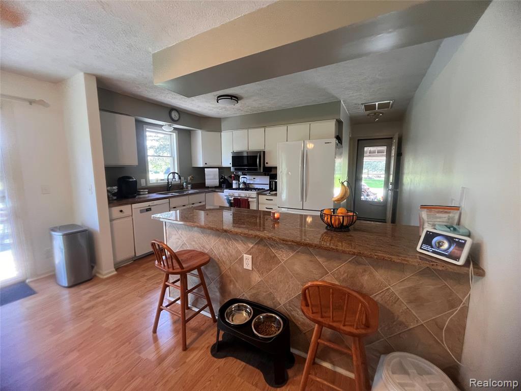 6126 Green Court, Chelsea, MI 48118 — Photo 44