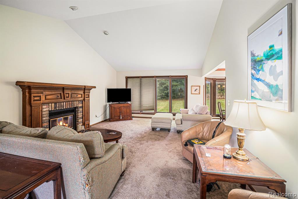 859 Boutell Drive, Grand Blanc, MI 48439 — Photo 8