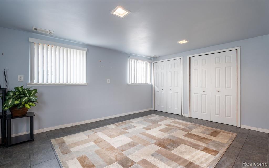 4014 DEVON Road, Royal Oak, MI 48073 — Photo 11
