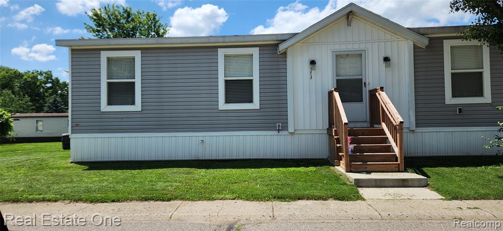 573 Turquoise Drive, Whitmore Lake, MI 48189 — Photo 21
