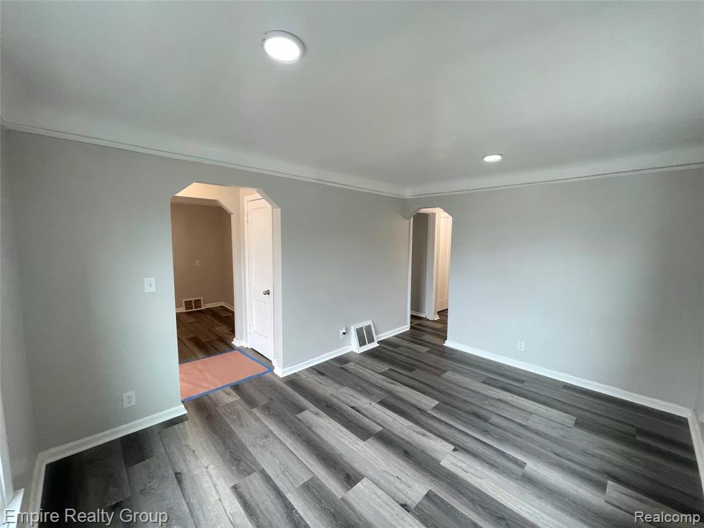 6037 Piedmont Street, Detroit, MI 48228 — Photo 5