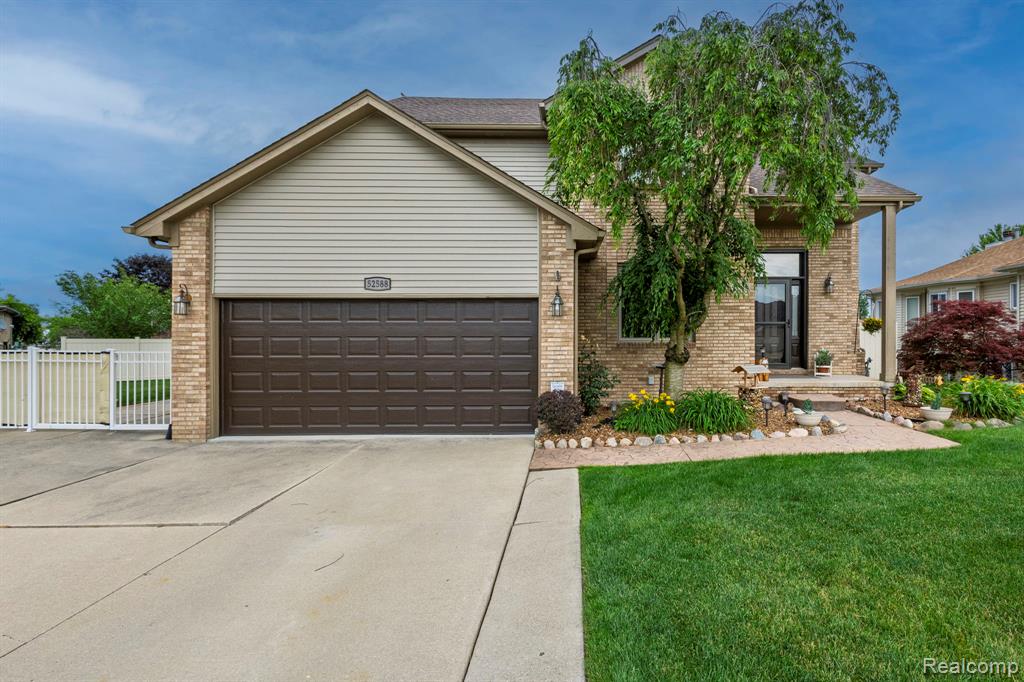 52588 Robins Nest Drive, New Baltimore, MI 48047 — Photo 10