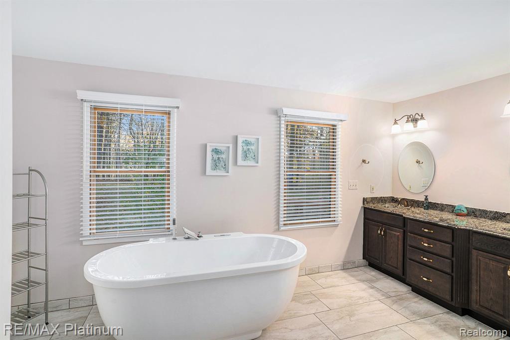 6489 CEDAR LAKE ROAD, Pinckney, MI 48169 — Photo 12