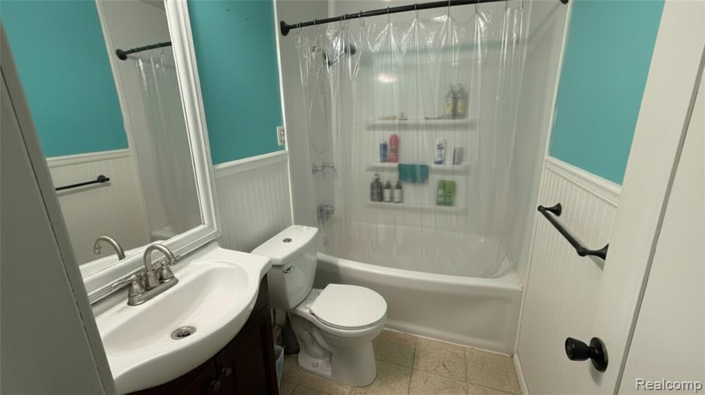 31866 Lynne Drive, Rockwood, MI — Photo 14