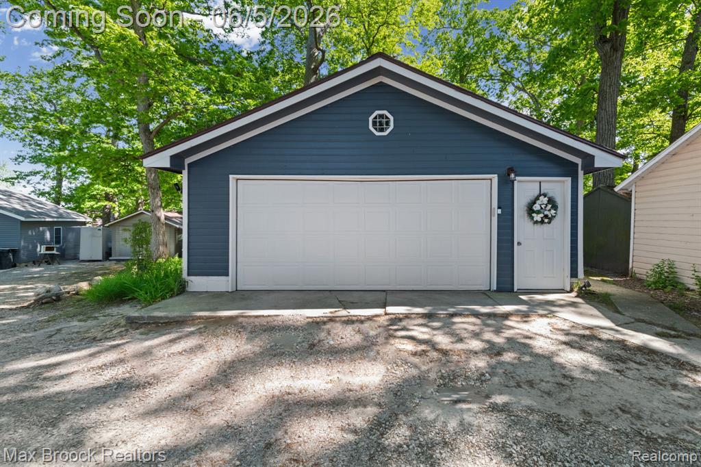 5338 Wildwood Drive, Howell, MI 48843 — Photo 30