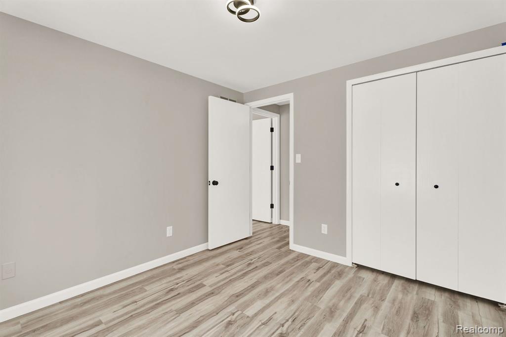 7820 Rampart Trail, Waterford, MI 48327 — Photo 21