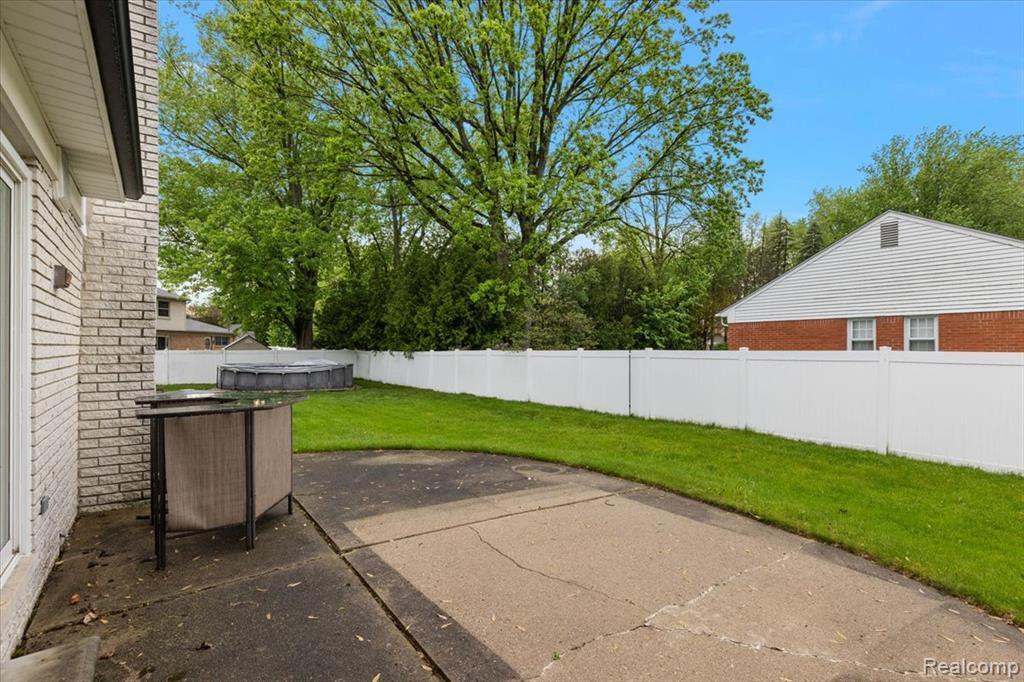 8785 Annsbury Drive, Shelby Twp, MI 48316 — Photo 65