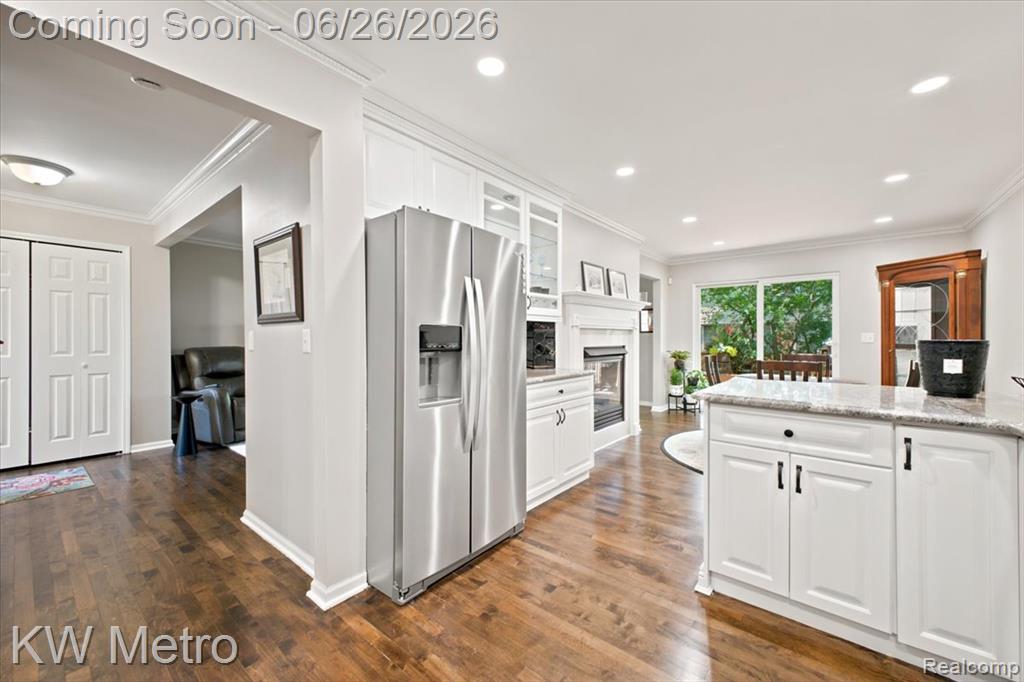 517 Macwilliams Lane, Royal Oak, MI 48067 — Photo 8