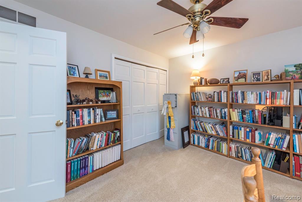 5628 DEER RUN Lane, Dexter, MI 48130 — Photo 27