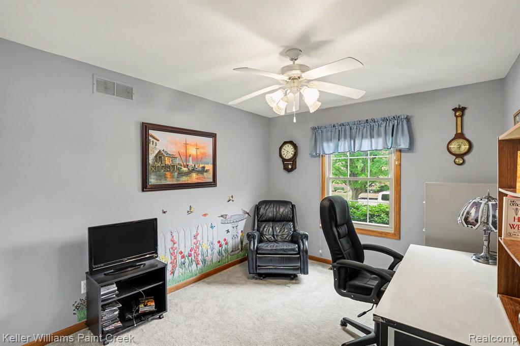 8183 Prestwick Lane, Washington, MI 48095 — Photo 11