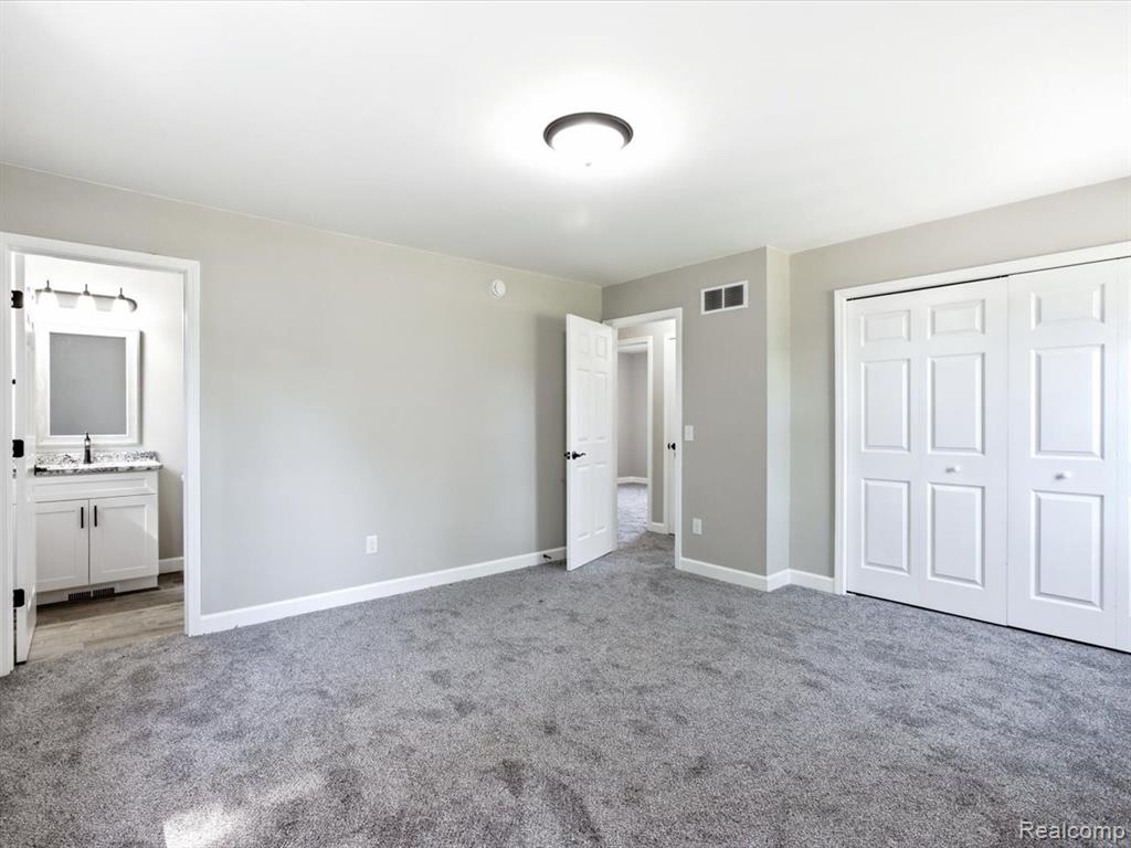 2921 Beach Road, Port Huron, MI 48060 — Photo 19