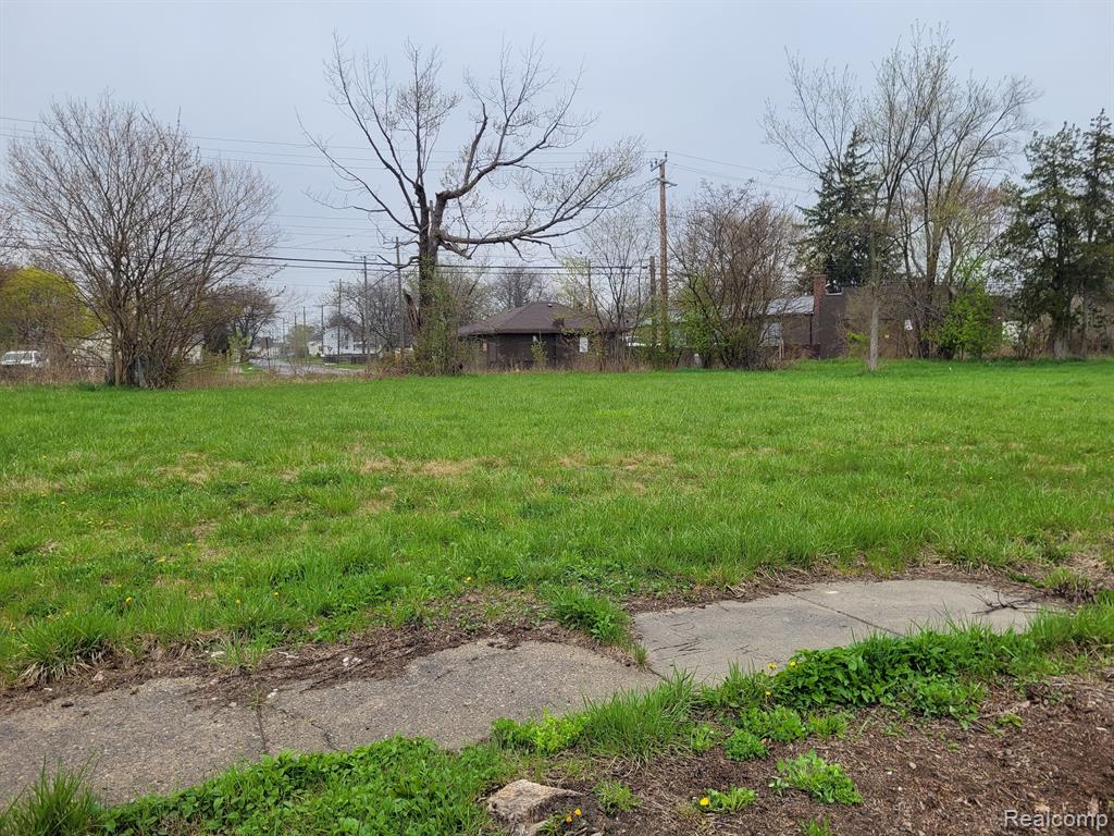 3945 BEACONSFIELD Street, Detroit, MI 48224