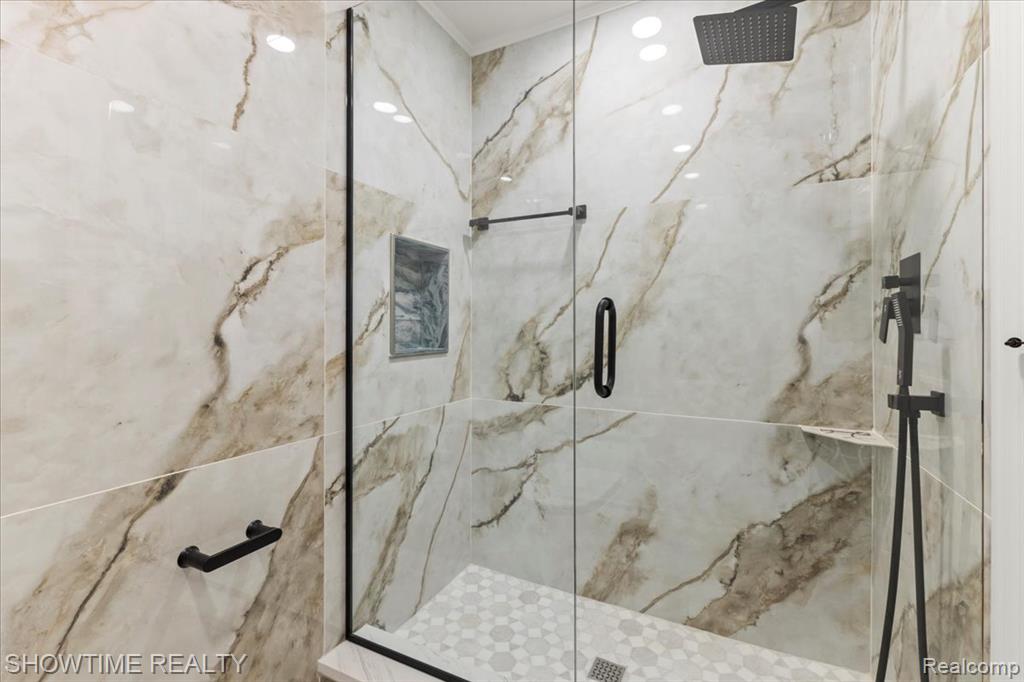 53650 Cherrywood Drive, Shelby Twp, MI 48315 — Photo 41