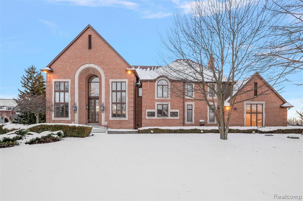 5744 Lochmoor Court, Rochester, MI 48306 — Photo 5