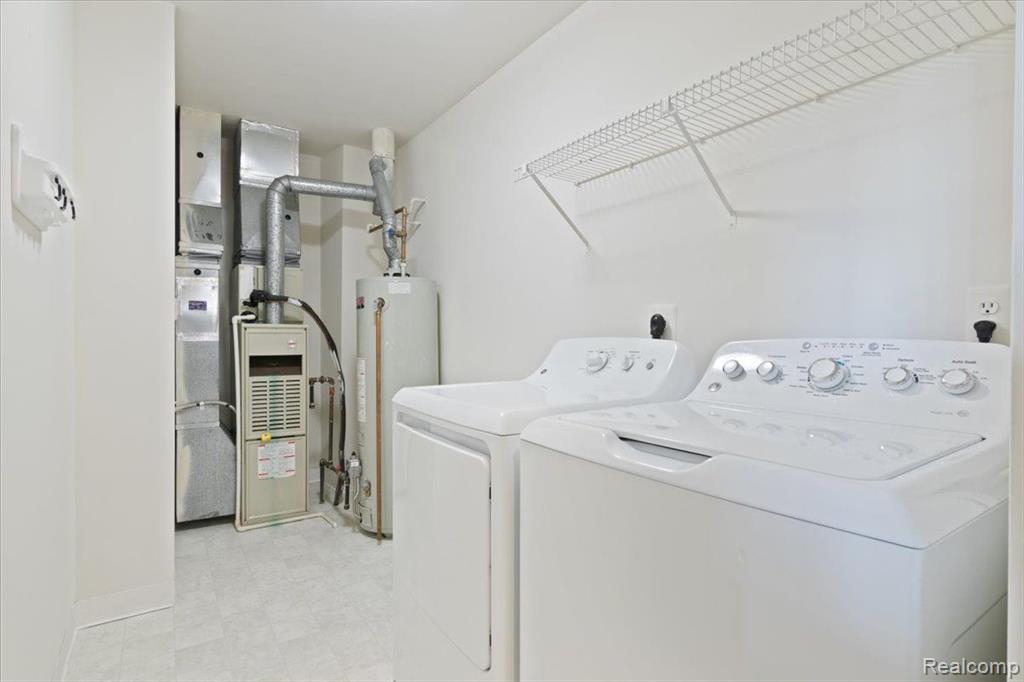 44354 Pine Drive, Sterling Heights, MI 48313 — Photo 13