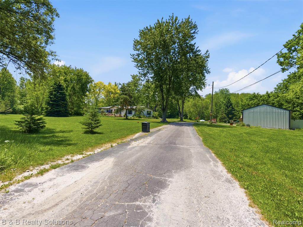 60455 Bates Road, New Haven, MI 48048 — Photo 57