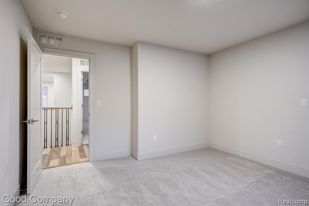 812 Irving Avenue, Royal Oak, MI 48067 — Photo 53