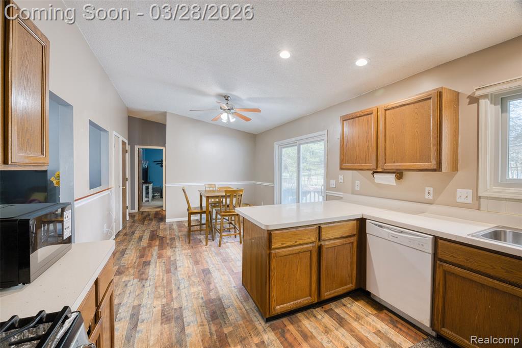 7557 Chilson Road, Pinckney, MI 48169 — Photo 15