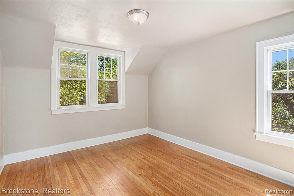 159 Alice Avenue, Bloomfield, MI 48302 — Photo 13