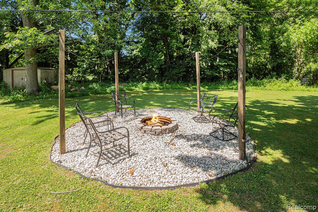 7440 Grandwood Drive, Swartz Creek, MI 48473 — Photo 20