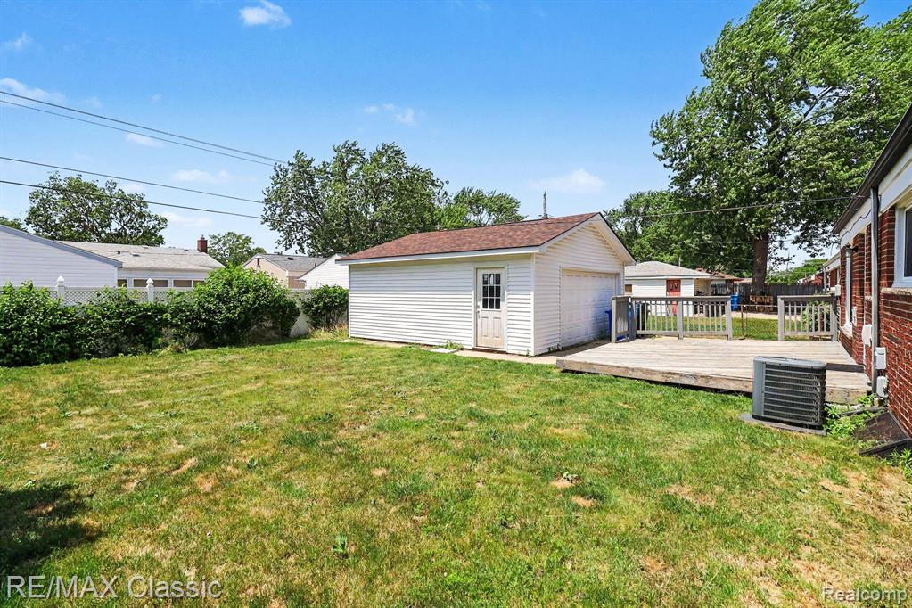 28691 Hales Street, Madison Heights, MI 48071 — Photo 3