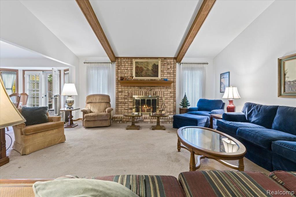 40643 WOODSIDE Drive, Clinton Twp, MI 48038 — Photo 3