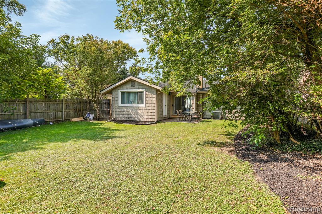 532 Elizabeth Street, Milford, MI 48381 — Photo 30