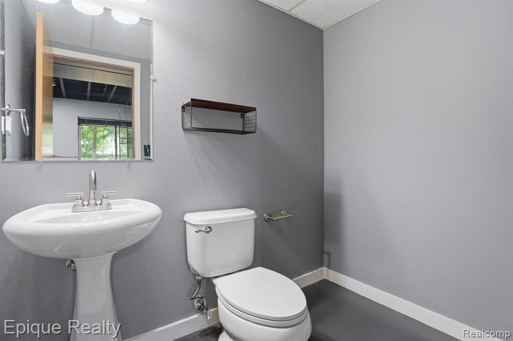 825 Summer Creek Court SE, Grand Rapids, MI 49508 — Photo 25