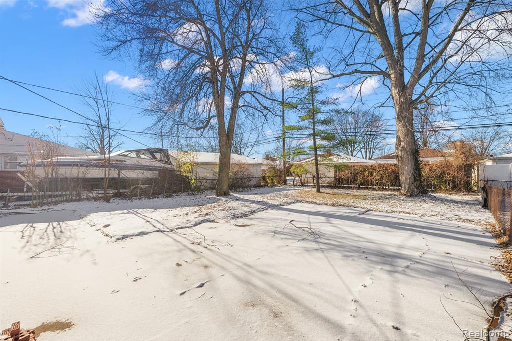 29213 Joan Street, Saint Clair Shores, MI, 48081