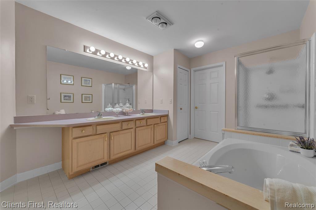 46509 Killarney Circle, Canton, MI 48188 — Photo 26