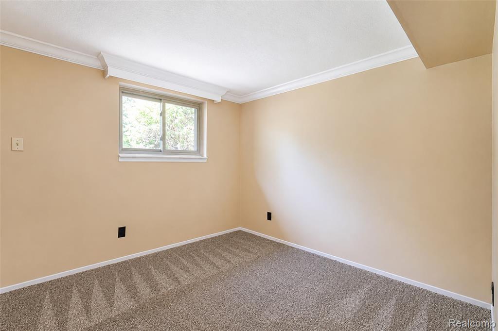 45429 Brunswick Drive, Canton, MI 48187 — Photo 39