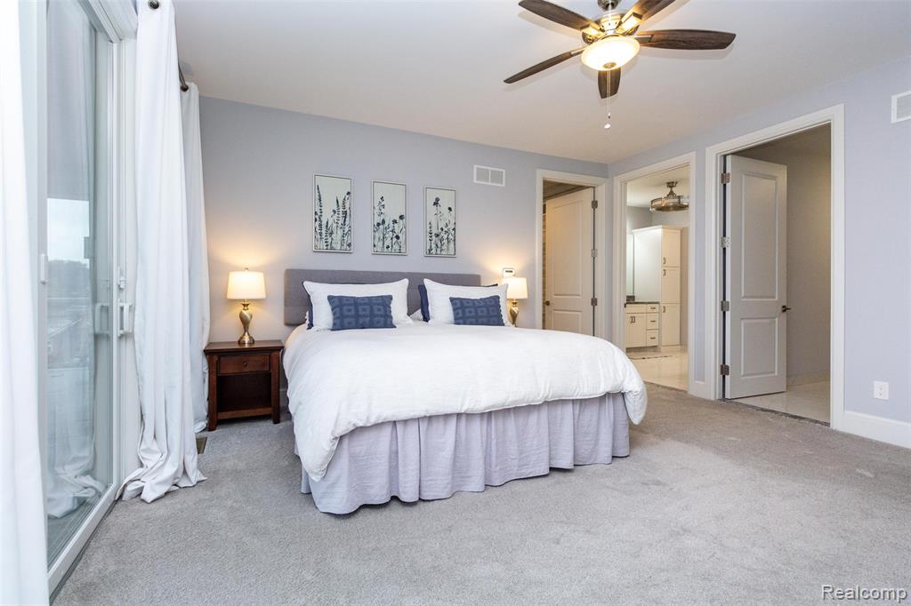 302 Tanview Drive, Oxford, MI, 48371