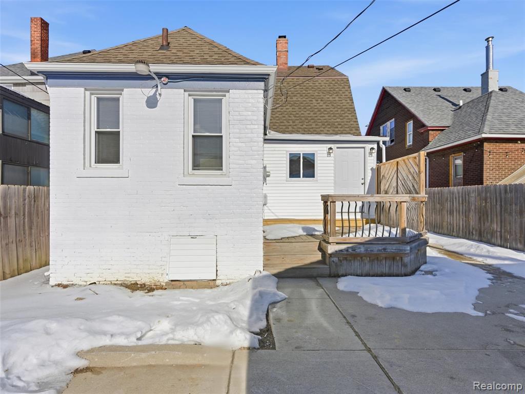 713 Clairmount Street, Detroit, MI 48202 — Photo 32
