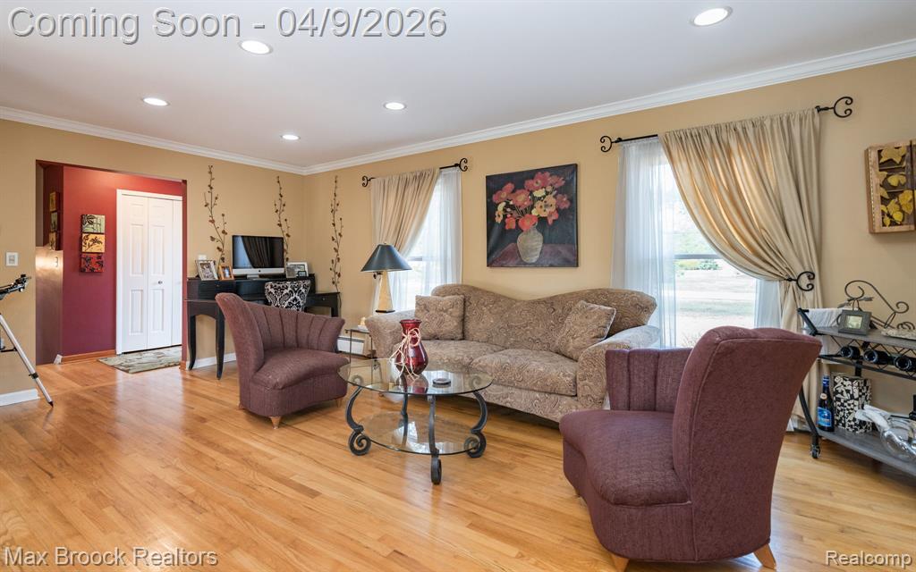 44020 Cottisford Street, Northville, MI 48167 — Photo 7