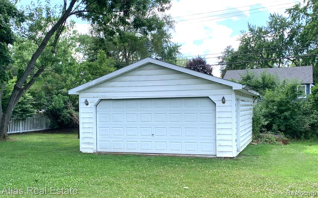 6201 S Main Street, Clarkston, MI — Photo 7
