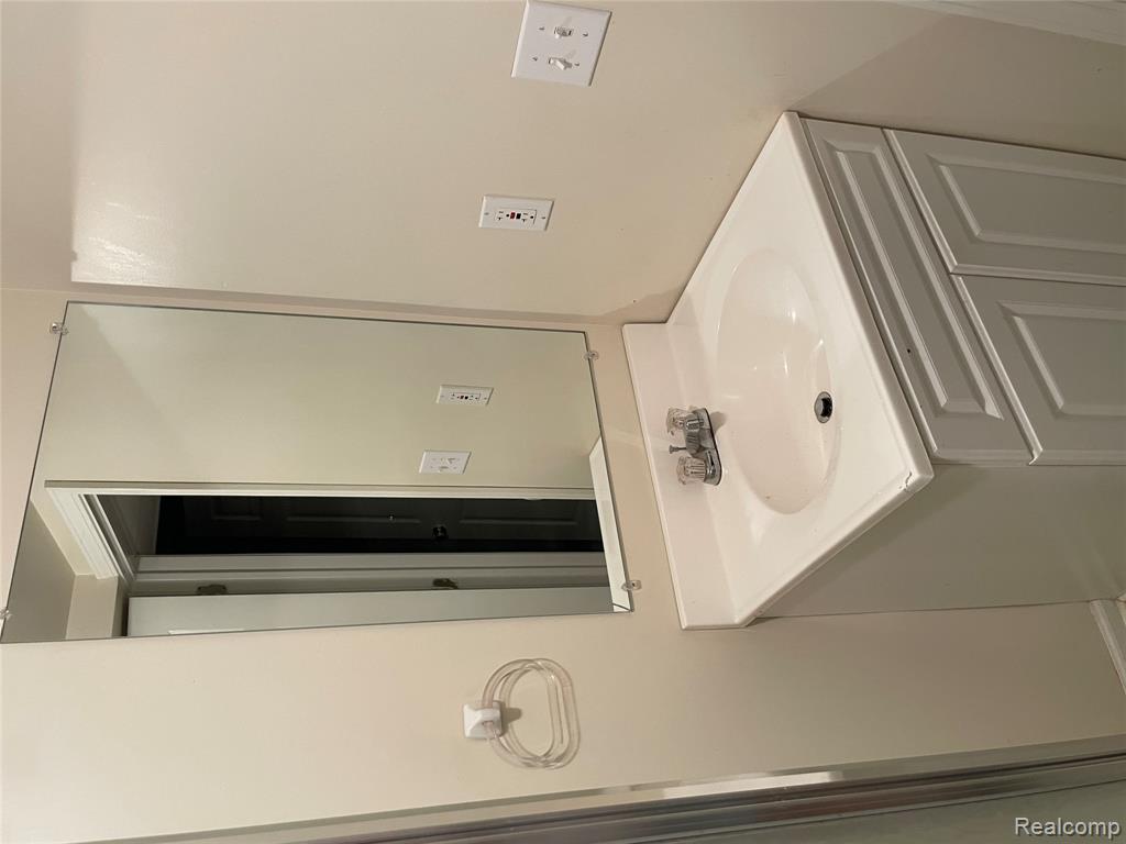 9514 Madison Drive, Van Buren, MI 48111 — Photo 41