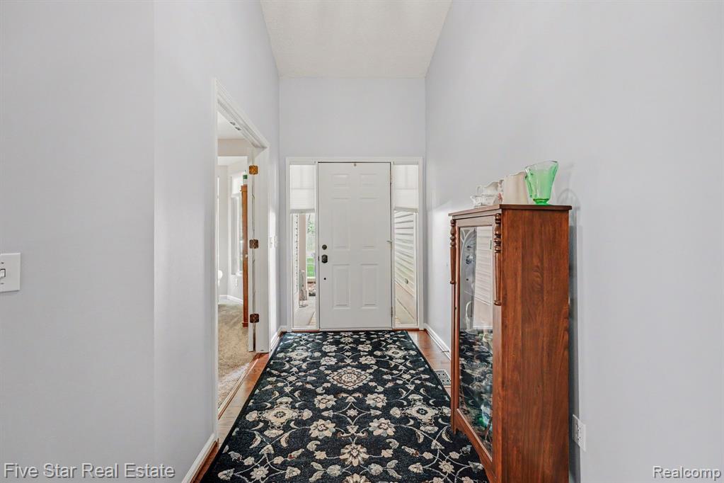 6838 Fox Lane, Waterford, MI 48327 — Photo 6