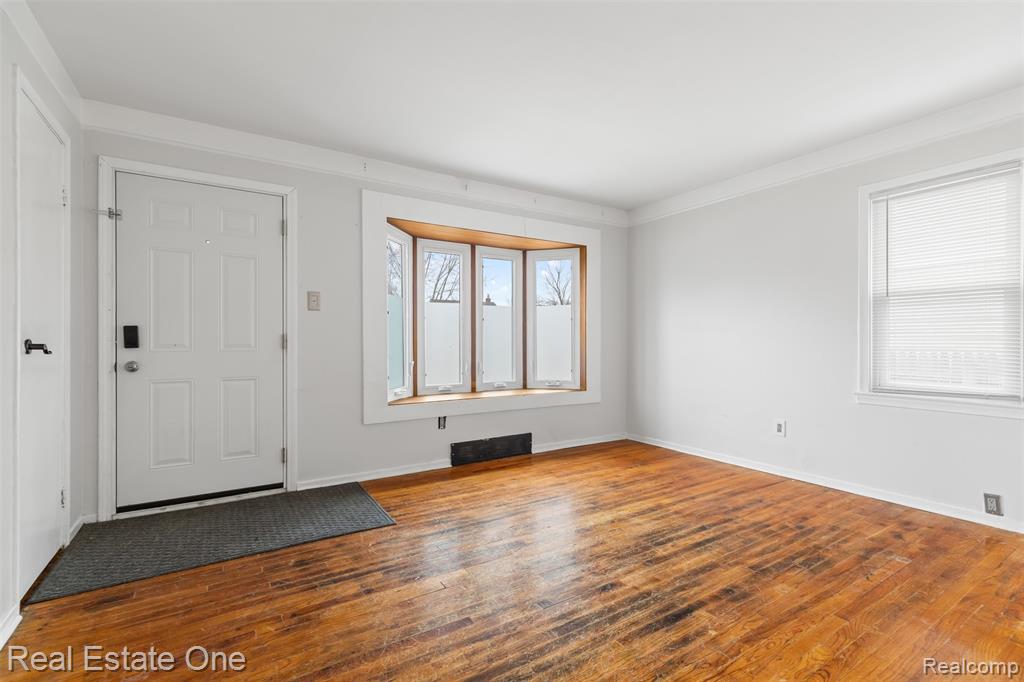 863 Harrison Boulevard, Lincoln Park, MI 48146 — Photo 8