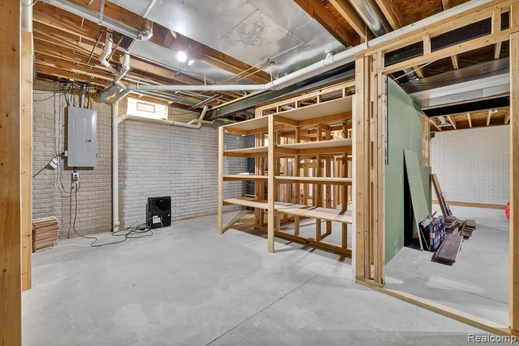249 Summer Shade Drive, Howell, MI 48843 — Photo 41