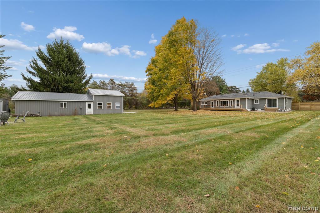 5100 Oak Hill Road, Clarkston, MI 48348 — Photo 41
