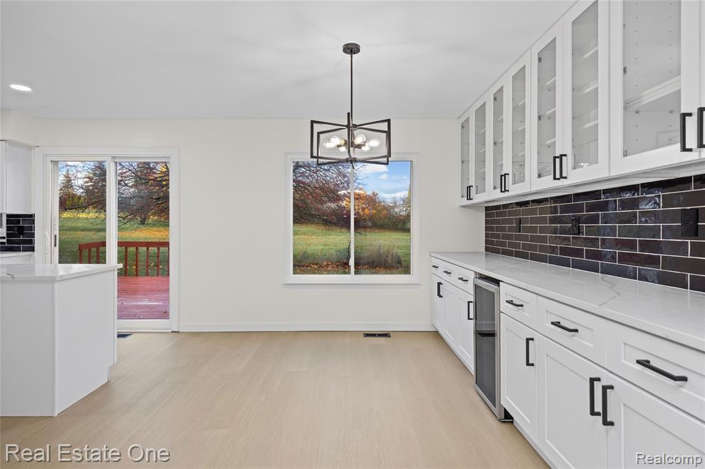 5426 N Piccadilly, West Bloomfield, MI — Photo 15