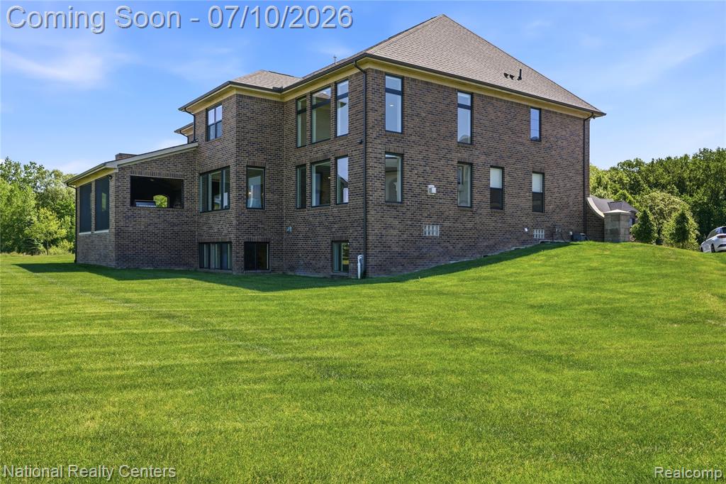 3142 Holburn Court, Oakland, MI — Photo 52