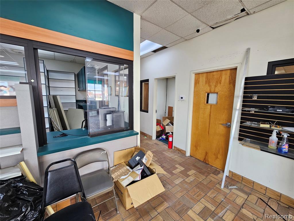 20500 GREENFIELD Road, Detroit, MI 48235 — Photo 12
