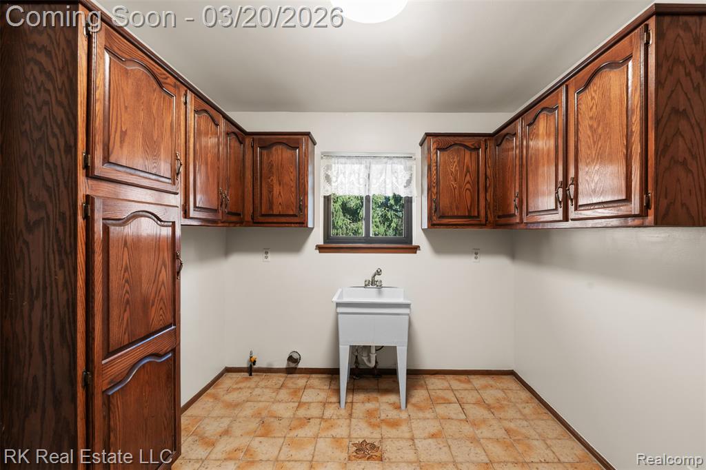 41319 Julie Court, Clinton Twp, MI 48038 — Photo 26