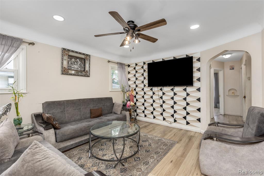 8181 Vermont Avenue, Warren, MI 48093 — Photo 6